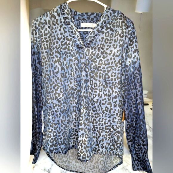 NWT Billy T Blue Animal Print Top Size Small - Picture 1 of 3